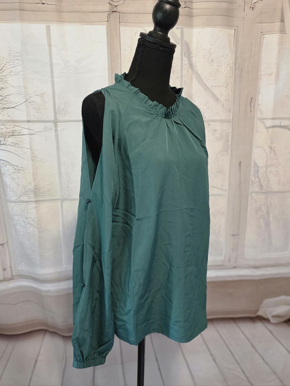 Sleeveless-Style Teal Ruffle Neck Women’s Top